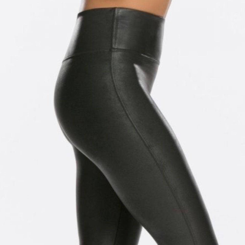 NWT Spanx Faux Leather Leggings - Medium, Black